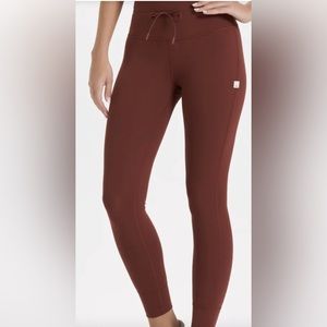 Vuori- The Daily Legging